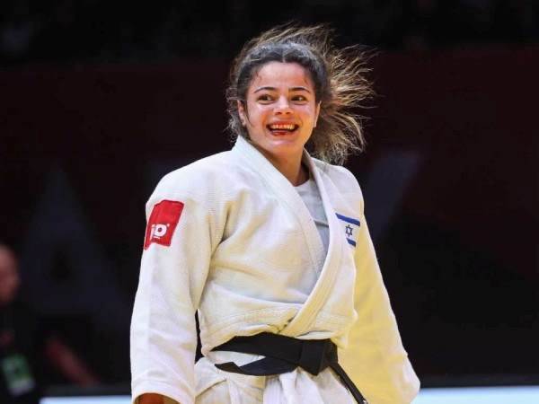 (IJF)
