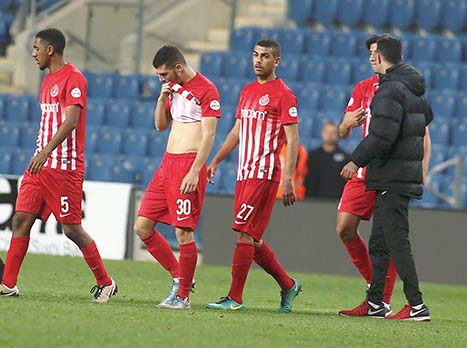 "אנחנו לא מוותרים" (אלן שיבר)