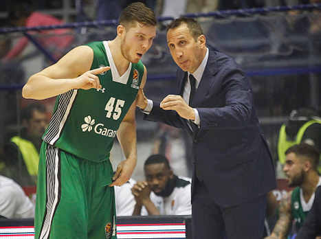 איך בלאט עוצר את המפולת? (getty)