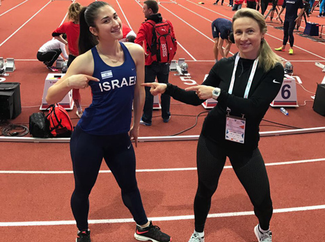 ויסמן ואמה, המאמנת שלה