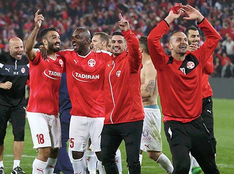 ב"ש עשתה צעד ענק בדרך לתואר (צילום: אלן שיבר)