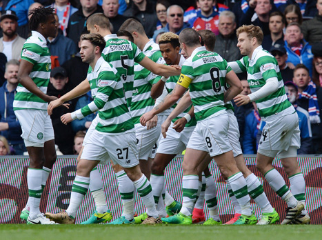 סלטיק חוגגת עוד הצגה באייברוקס (Getty)