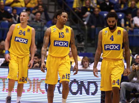 "כנראה שהשחקנים לא מבינים מה הסטנדרט במכבי" (אלן שיבר)