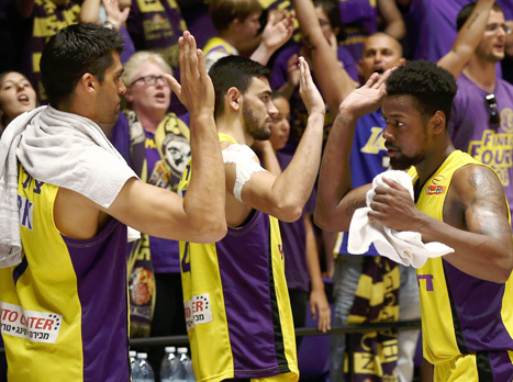 ניצחון גדול לחולון (אלן שיבר)