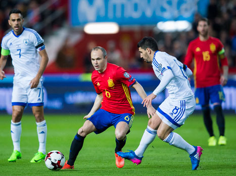 מפיקים לקחים מההפסד לספרד (Getty)