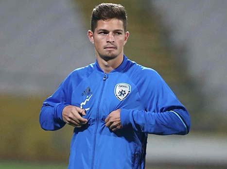 בתמונת ההרכב. קלטינס (אלן שיבר)