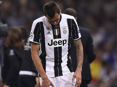 השער הענק שלו הלך לאיבוד בין השערים של ריאל. מנדז'וקיץ' (getty)