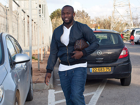 תמוז. עדיין מחפש קבוצה