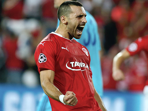 נזכור ממנו בעיקר את הפנדל. צדק (אלן שיבר)