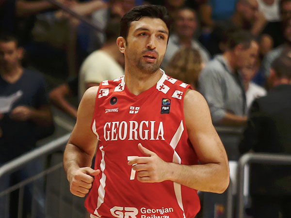 הגבוהים הגיאורגים דרסו את ישראל. פאצ'וליה (אלן שיבר)