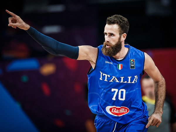 דאטומה חגג כל הדרך אל רבע הגמר (getty)