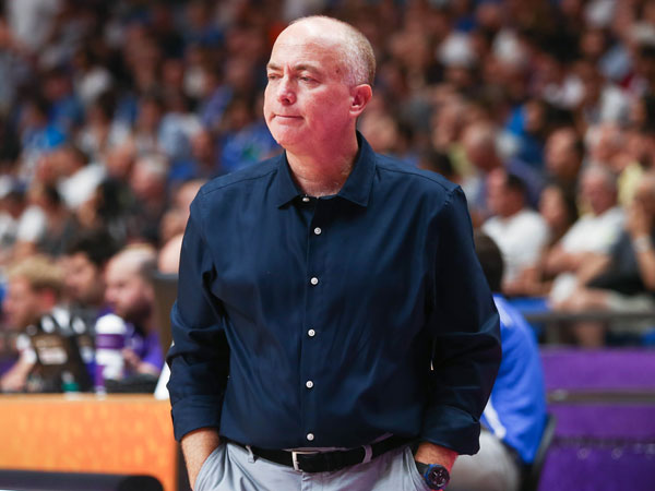 הבעיות לא היו רק על המגרש (אלן שיבר)