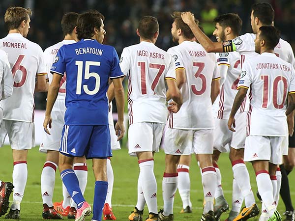 הפנים לגביע העולמי. ספרד (אלן שיבר)