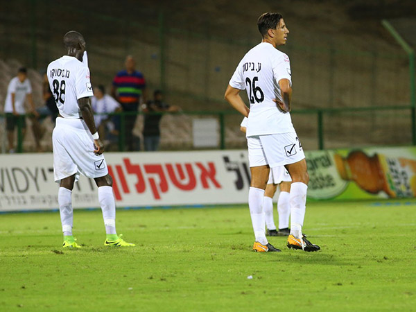 עכו מתכוננת למשחק קריטי בתחתית (לירון מולדובן)