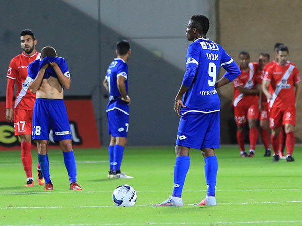 תסכול כחול (יוסי שקל)