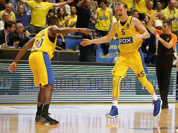 סוף סוף הזריקות מחוץ לקשת נכנסו (אלן שיבר)