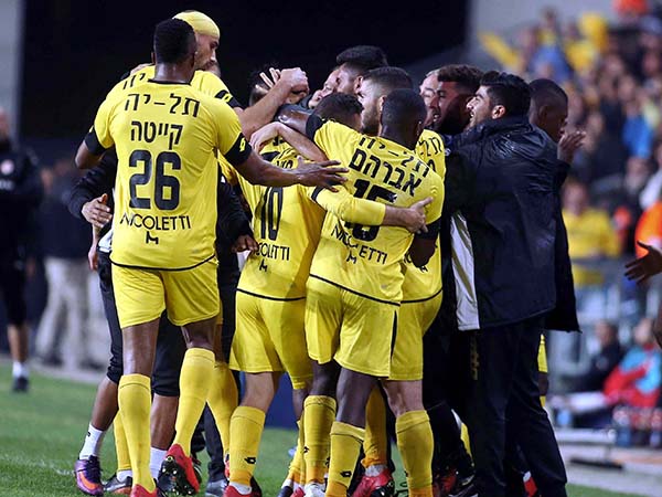 היהלומים חזרו (אלן שיבר)