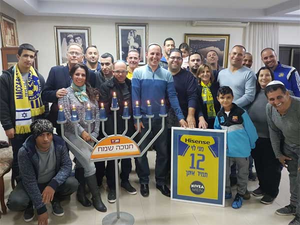 אוהדי מכבי ת"א, הערב