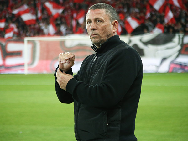 קלינגר. יביא חיזוק במקום ממן? (דני מרון)