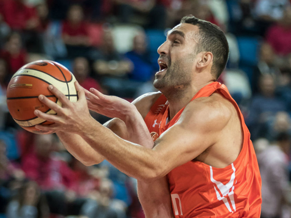 טל דן. "עכשיו דברים מתחילים להתחבר" (מנהלת הליגה)