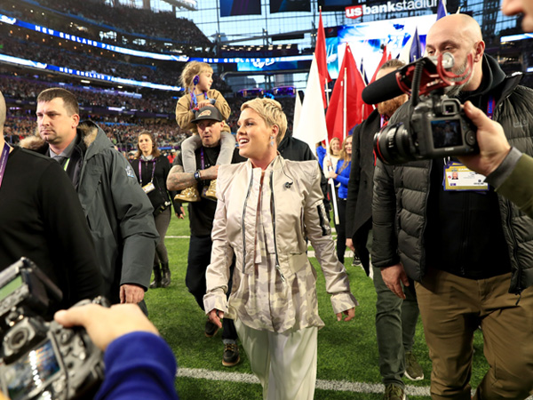 פינק קיבלה המון כבוד במינסוטה (getty)