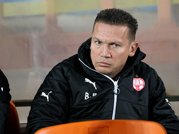 לא רוצה להיכנס למשבר. בכר (דני מרון)