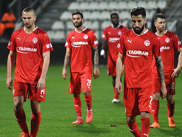 "השחקנים אדישים" (אנצ'ו גוש)