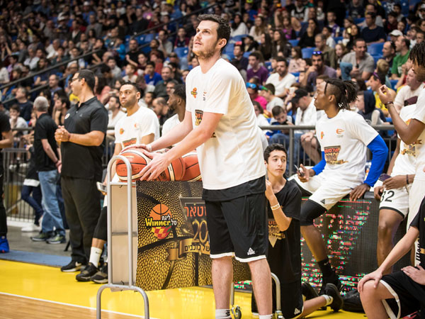 פניני היה נהדר בסיבוב הראשון, אבל נחלש בגמר (מנהלת הליגה)