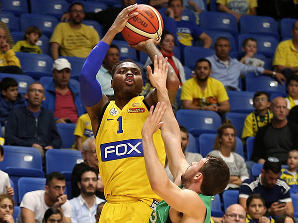 הדקות הראשונות היו קשות לצפייה (אלן שיבר)