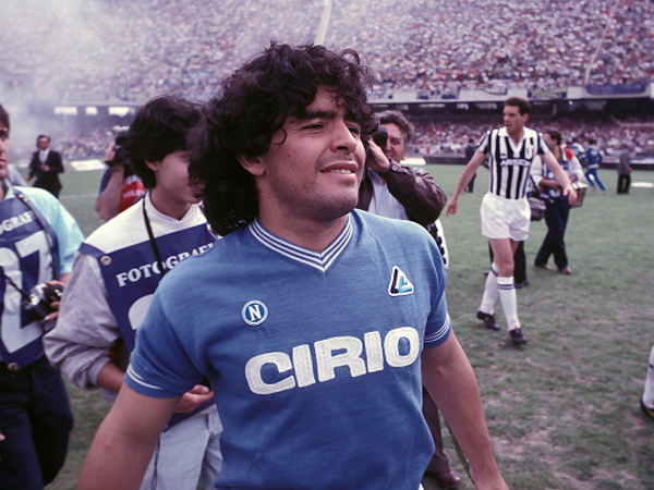 זכרונות ילדות בכחול-לבן (etty)