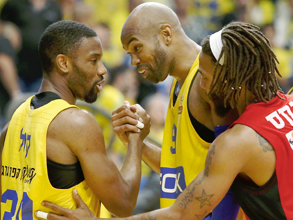 גם קול השתדרג בזכות פארגו (אלן שיבר)