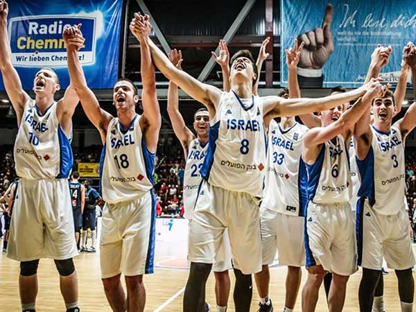 אופוריה. הנבחרת חוגגת בגרמניה (באדיבות פיב"א)