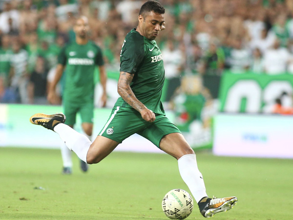 השחקן שרפואה רצה? קאיו (יוסי שקל)