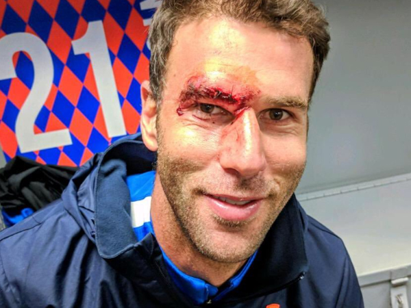 הפך למנהיג של סינסינטי (טוויטר)