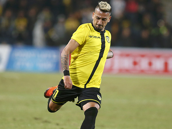 בוזגלו בישל שער מצמק, אבל זה לא הספיק לבית