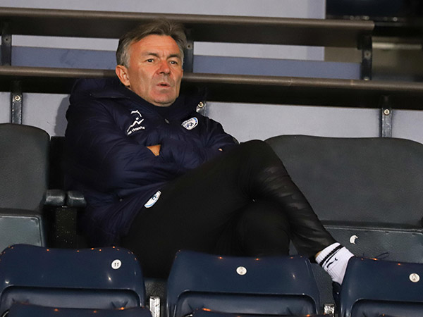 רוטנשטיינר צופה מהצד (צילום: PayPerLens)