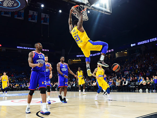 הניצחון של אנדולו לא עמד בסימן שאלה (Aykut Akici, Getty)