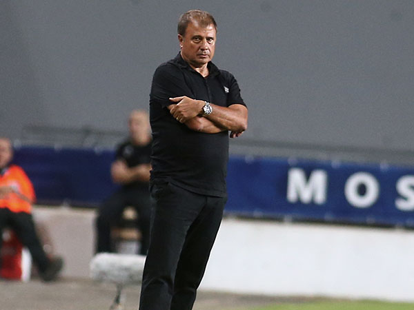 החליט לספסל את בניון משחק שני ברצף (אלן שיבר)