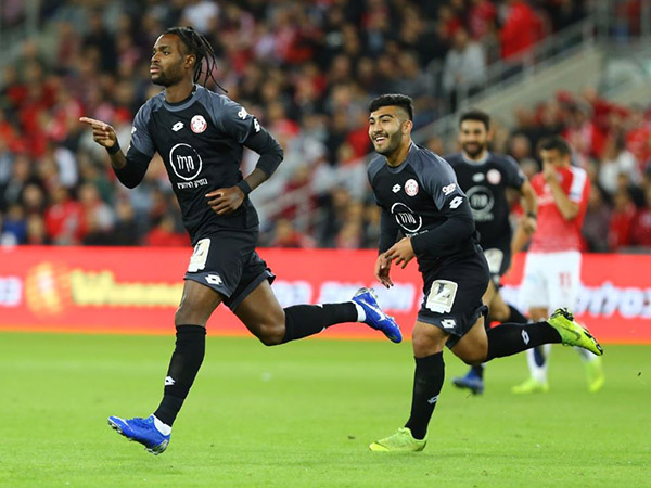 (לירון מולדובן)