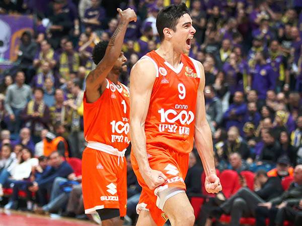 שגב. יניף את הגביע? (אלן שיבר)