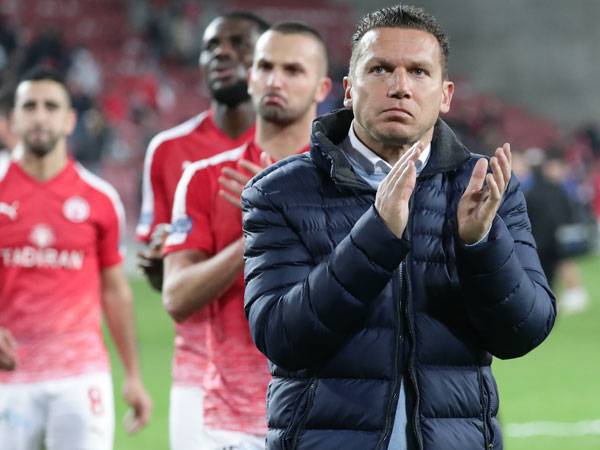 סוף סוף קצת נחת. בכר (דני מרון)