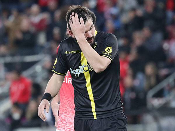 לא הצליח לעזור. וודוץ (דני מרון)