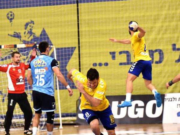 יקוו לשחזר הניצחון. מכבי ראשל"צ נגד רמה"ש במפגש הקודם (צילום: חן קלדרון)