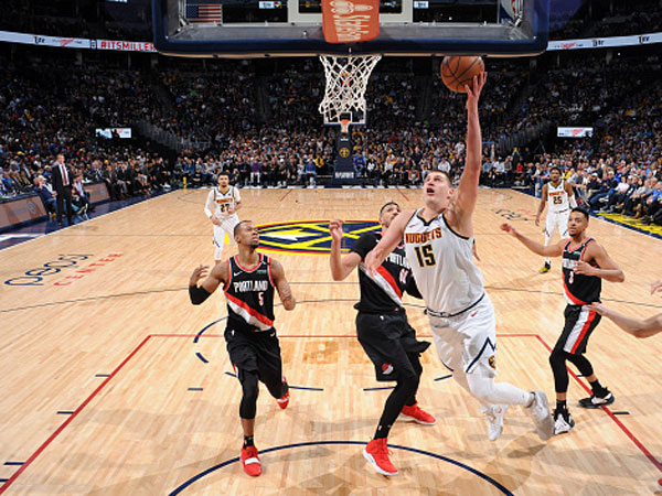 בלתי עציר. יוקיץ' (צילום: Bart Young/NBAE via Getty Images)