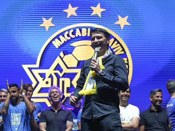 אליל האוהדים. איביץ' (ירון שלום)