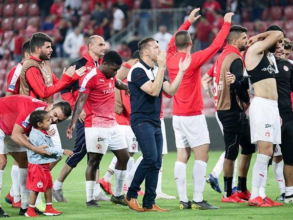 בכר ושחקניו. יסיימו את העונה בטעם טוב? (דני מרון)