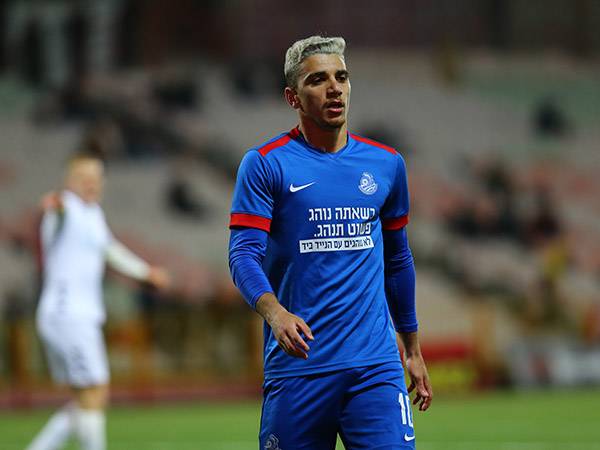 דן ביטון. במכבי ממתינים (לירון מולדובן)