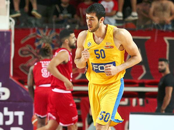 זכה למחמאות. זוסמן (צילום: אלן שיבר)