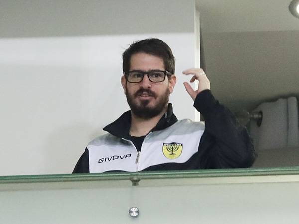 חוגג. לא יפזר כספים (דני מרון)