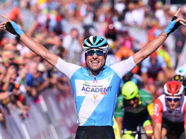 צ'ימולאי. ניצחון לא צפוי (בטיני פוטו)